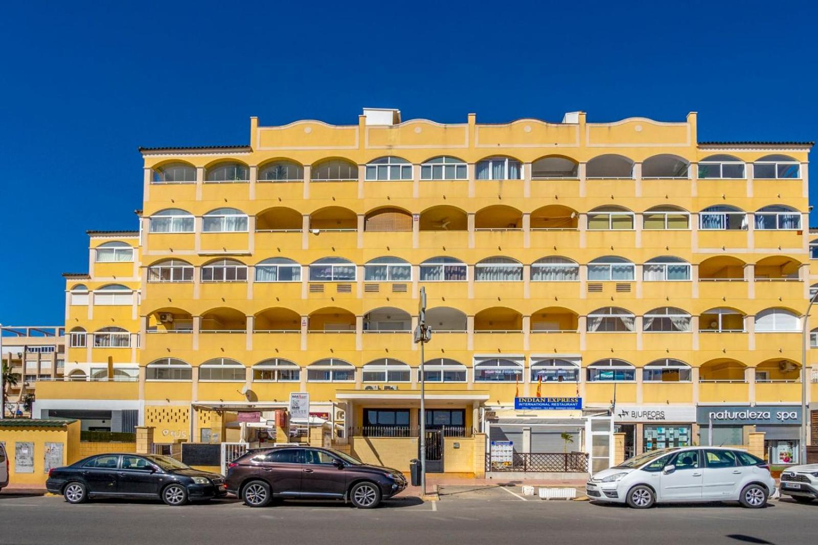 Nice Modern 2 Bed Apartment In Torrievieja Torrevieja Luaran gambar